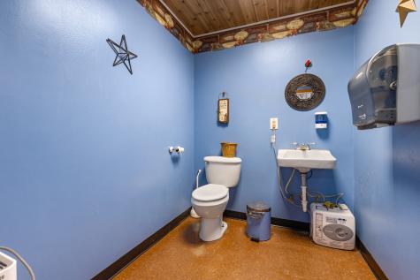 502 South Schuyler Street Lena IL 61048