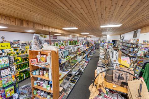 502 South Schuyler Street Lena IL 61048