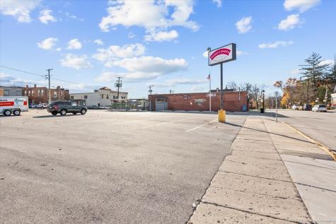 1361 Benton Street Crete IL 60417