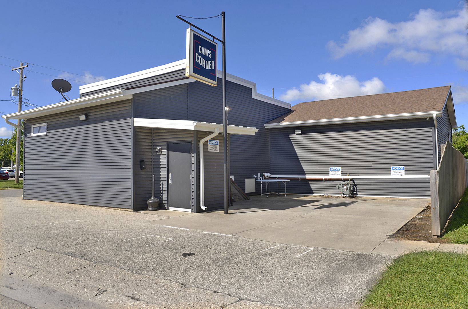 221 20TH Avenue Ottawa IL 61350
