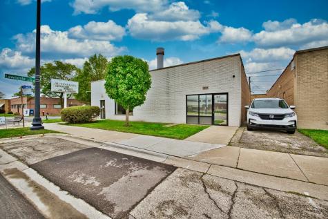 3654-3656 Oakton Street Skokie IL 60076