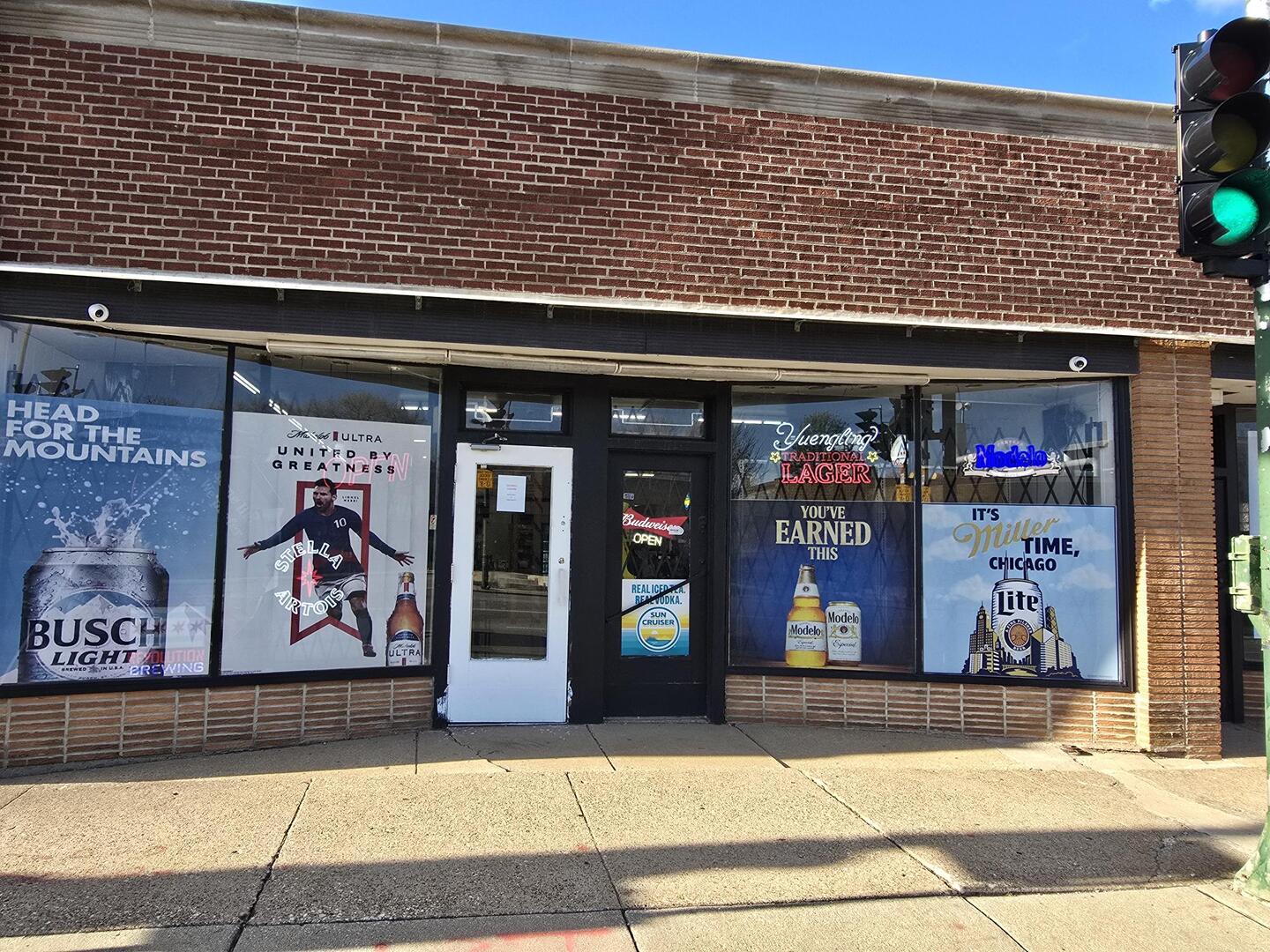 4132 West Peterson Avenue Chicago IL 60646