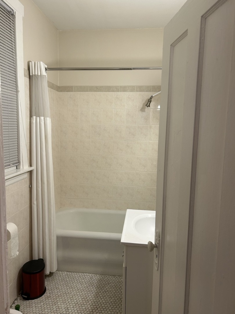 2251 West Devon Avenue Chicago IL 60659