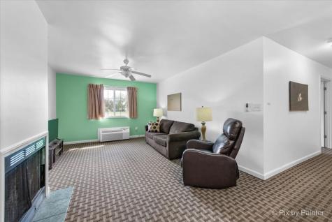 21-78 Lake Carroll Boulevard Lanark IL 61046