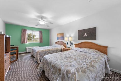 21-78 Lake Carroll Boulevard Lanark IL 61046