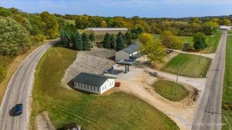 21-78 Lake Carroll Boulevard Lanark IL 61046