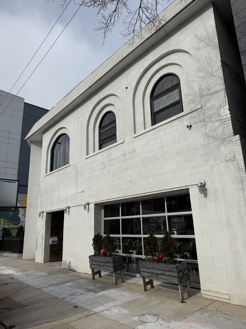 1814 West Chicago Avenue Chicago IL 60622