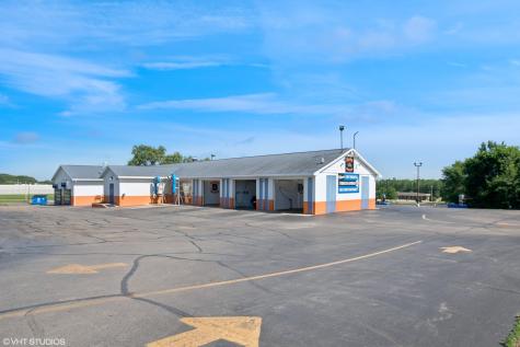 731 Midwest Court Freeport IL 61032