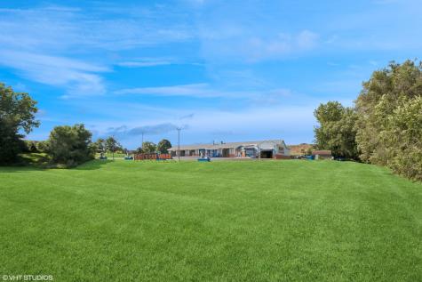 731 Midwest Court Freeport IL 61032