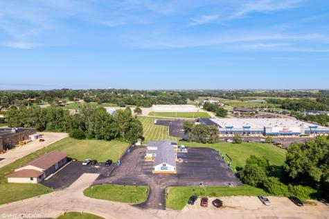 731 Midwest Court Freeport IL 61032