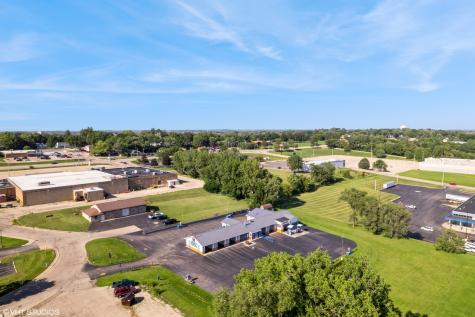731 Midwest Court Freeport IL 61032