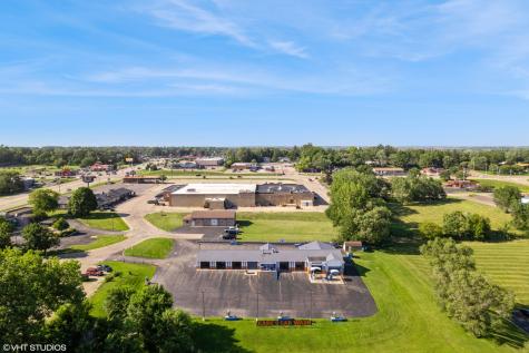 731 Midwest Court Freeport IL 61032