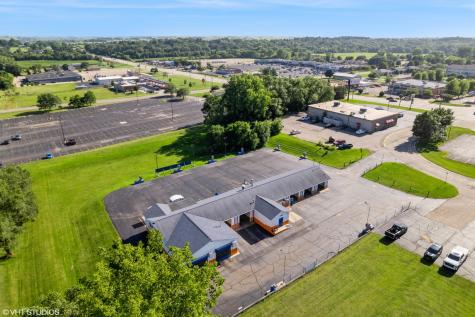 731 Midwest Court Freeport IL 61032