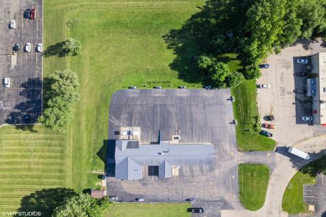 731 Midwest Court Freeport IL 61032