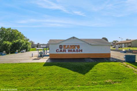 731 Midwest Court Freeport IL 61032