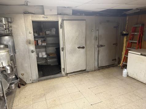 6706 West Belmont Avenue Chicago IL 60634