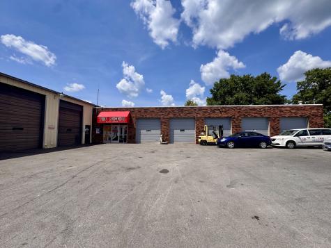 1202 West Dufour Street Marion IL 62959