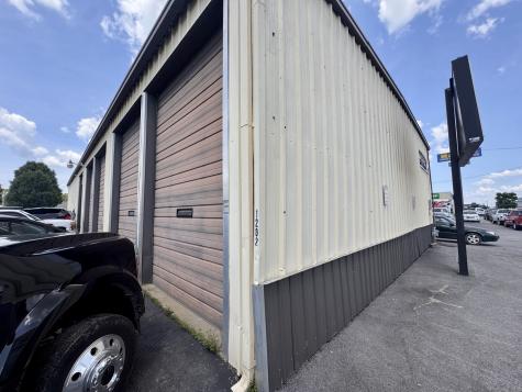 1202 West Dufour Street Marion IL 62959