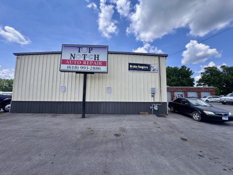 1202 West Dufour Street Marion IL 62959