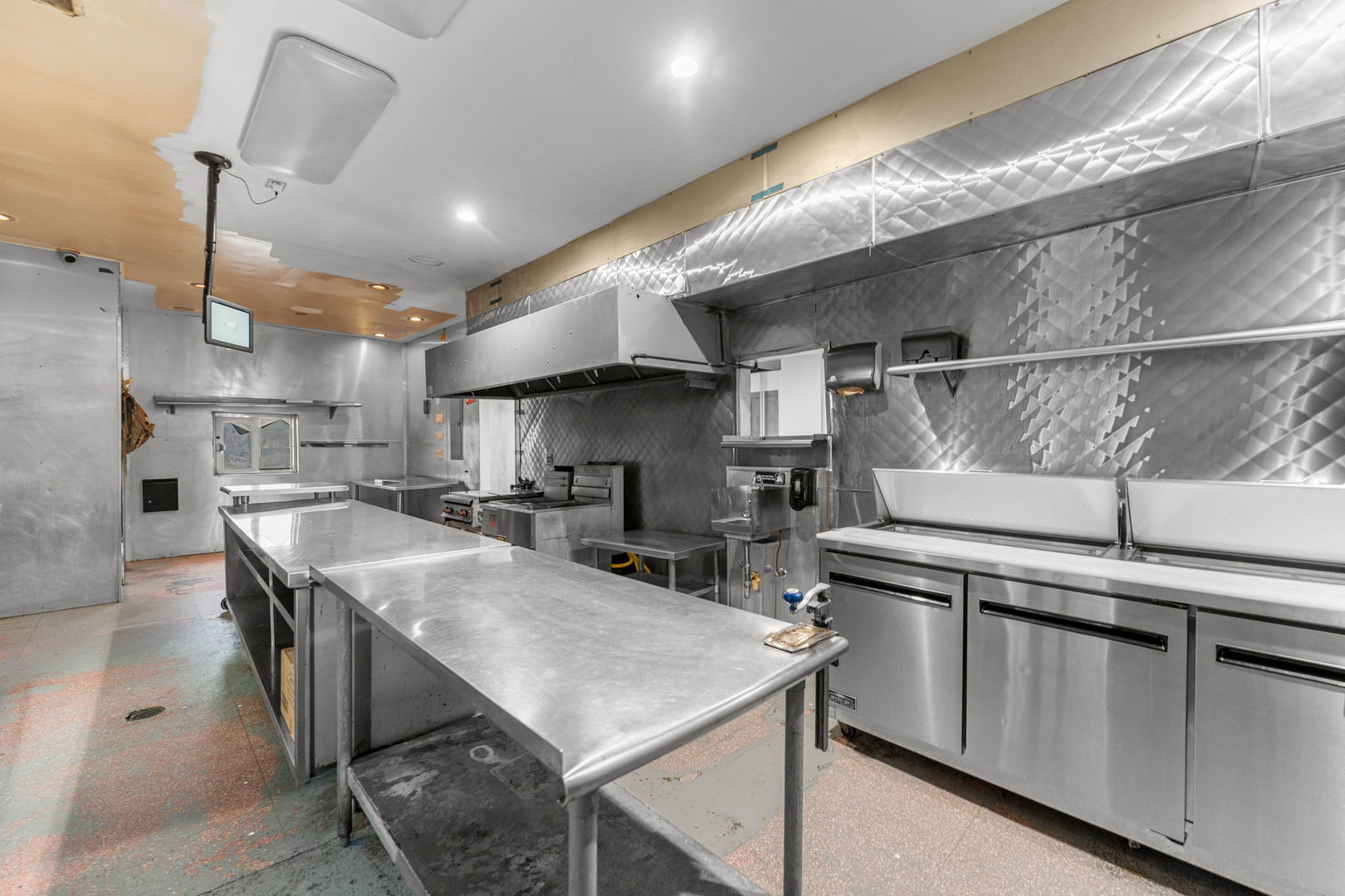 2014 East 87th Street Chicago IL 60617