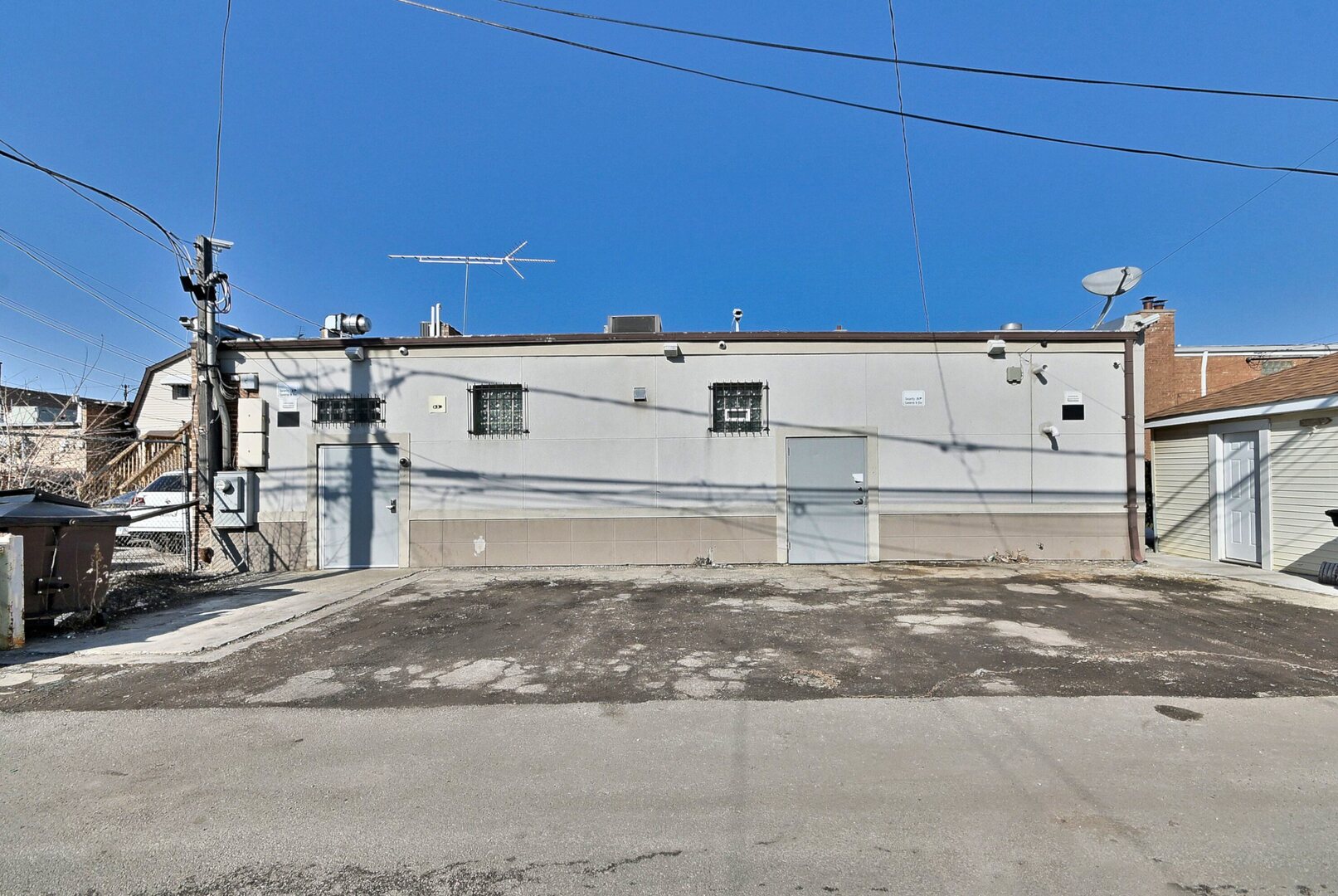 5319 West Belmont Avenue Chicago IL 60641