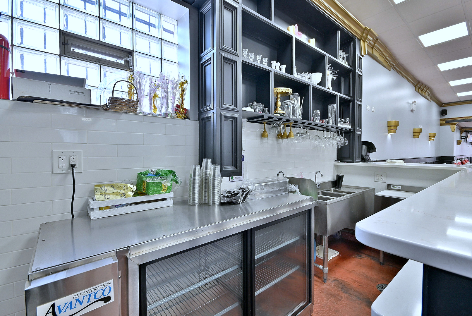 5319 West Belmont Avenue Chicago IL 60641