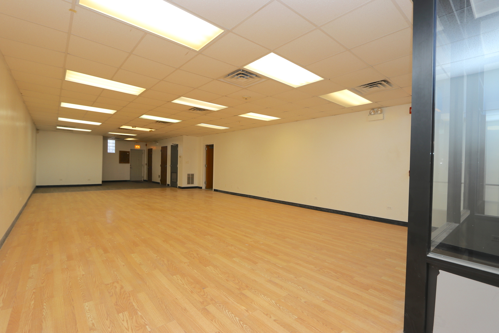 5361 West North Avenue Chicago IL 60639