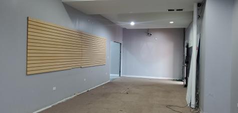 8337 South Pulaski Road Chicago IL 60652