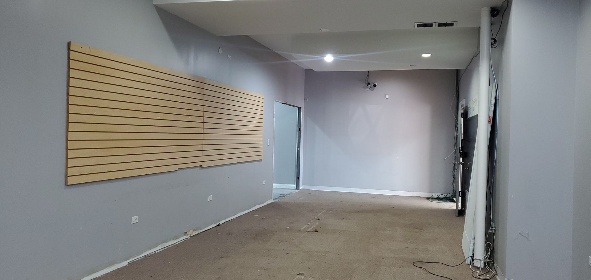 8337 South Pulaski Road Chicago IL 60652