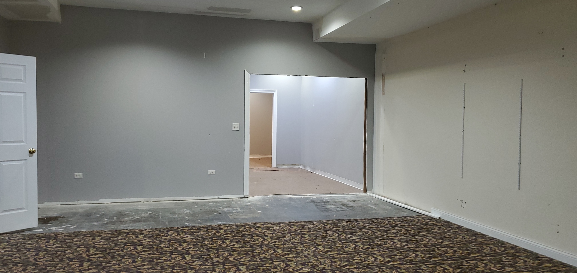 8337 South Pulaski Road Chicago IL 60652