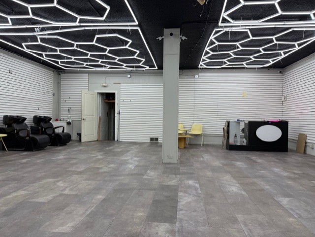 1147 East New York Street Aurora IL 60505