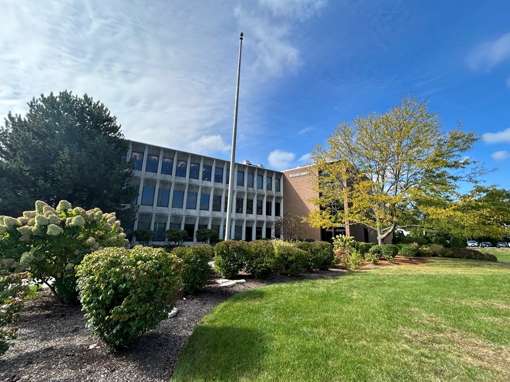 3201 Old Glenview Road Wilmette IL 60091