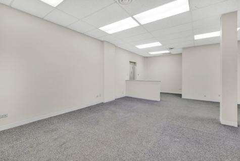 999 North Main Street N Glen Ellyn IL 60137