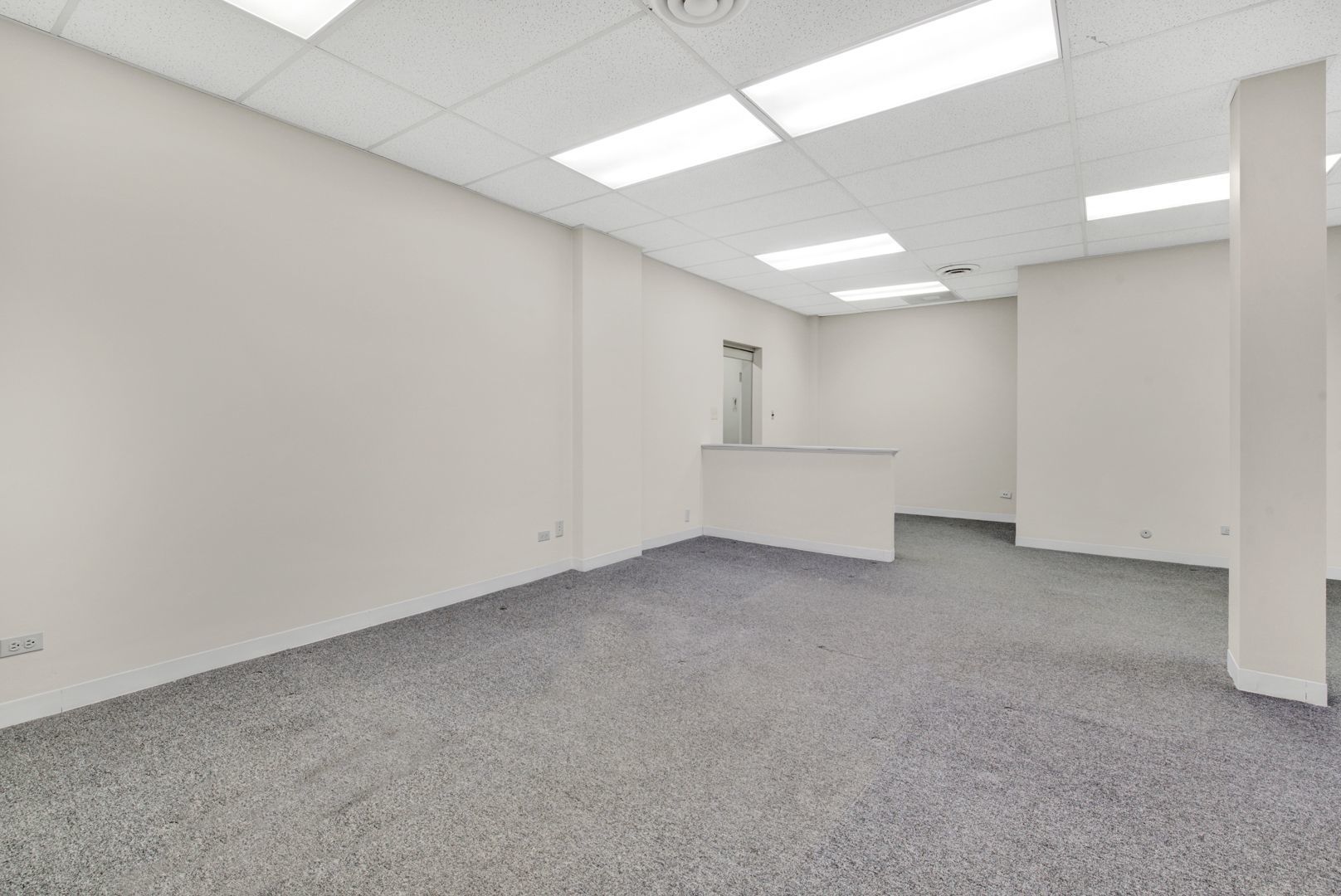 999 North Main Street N Glen Ellyn IL 60137