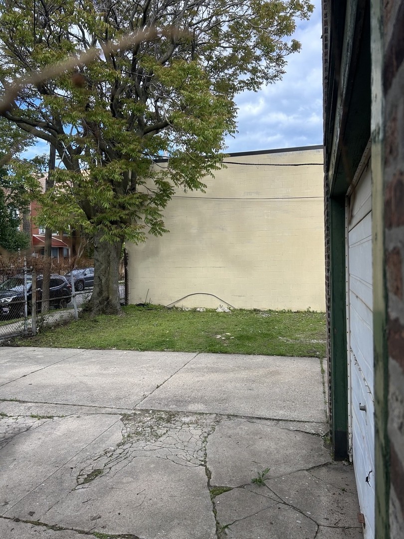 3128 West Grand Avenue Chicago IL 60622