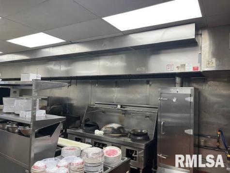 3922 38TH Avenue Moline IL 61265