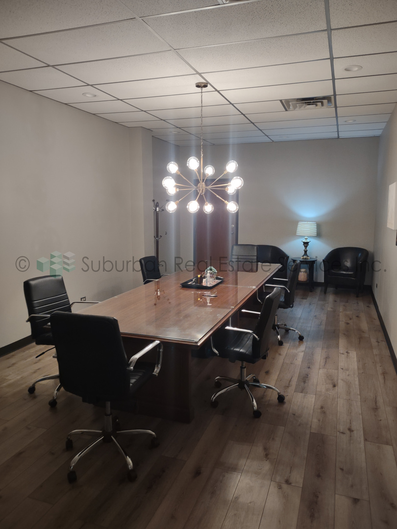 2111 Plum Street Aurora IL 60506