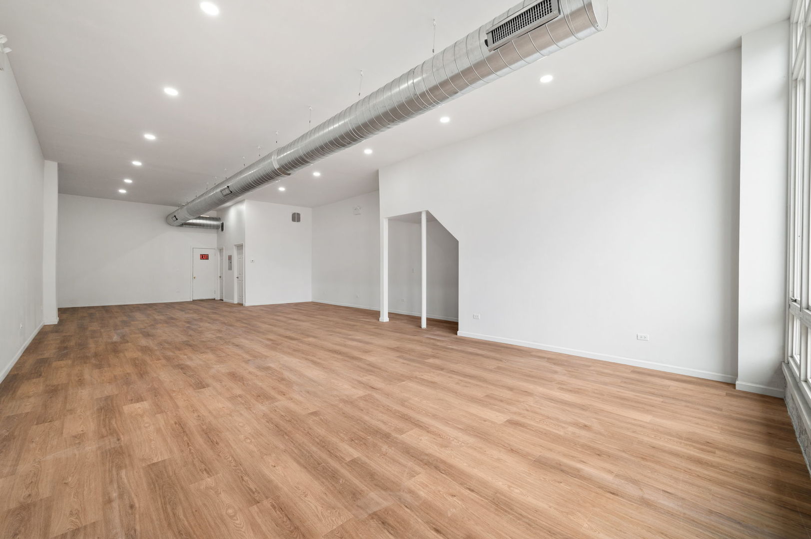 1823 West Chicago Avenue Chicago IL 60622