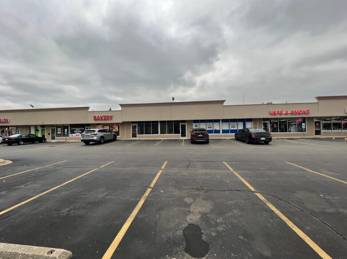49 East Fullerton Avenue Addison IL 60101
