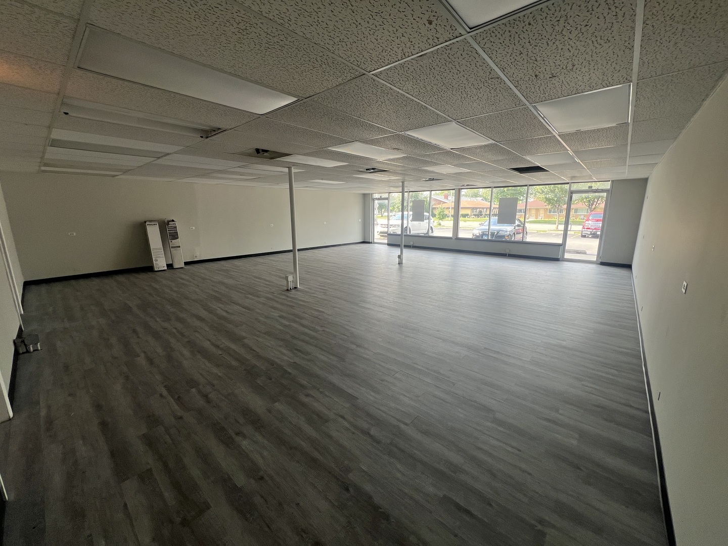 49 East Fullerton Avenue Addison IL 60101