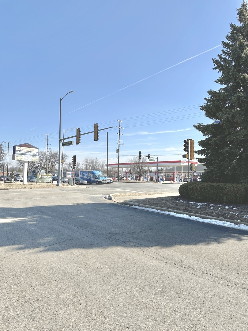 508 West Boughton Road Bolingbrook IL 60440