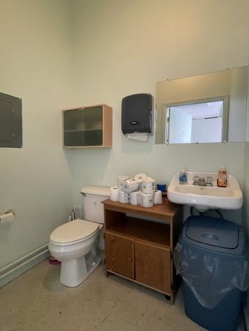 2522 E Lincolnway Sterling IL 61081