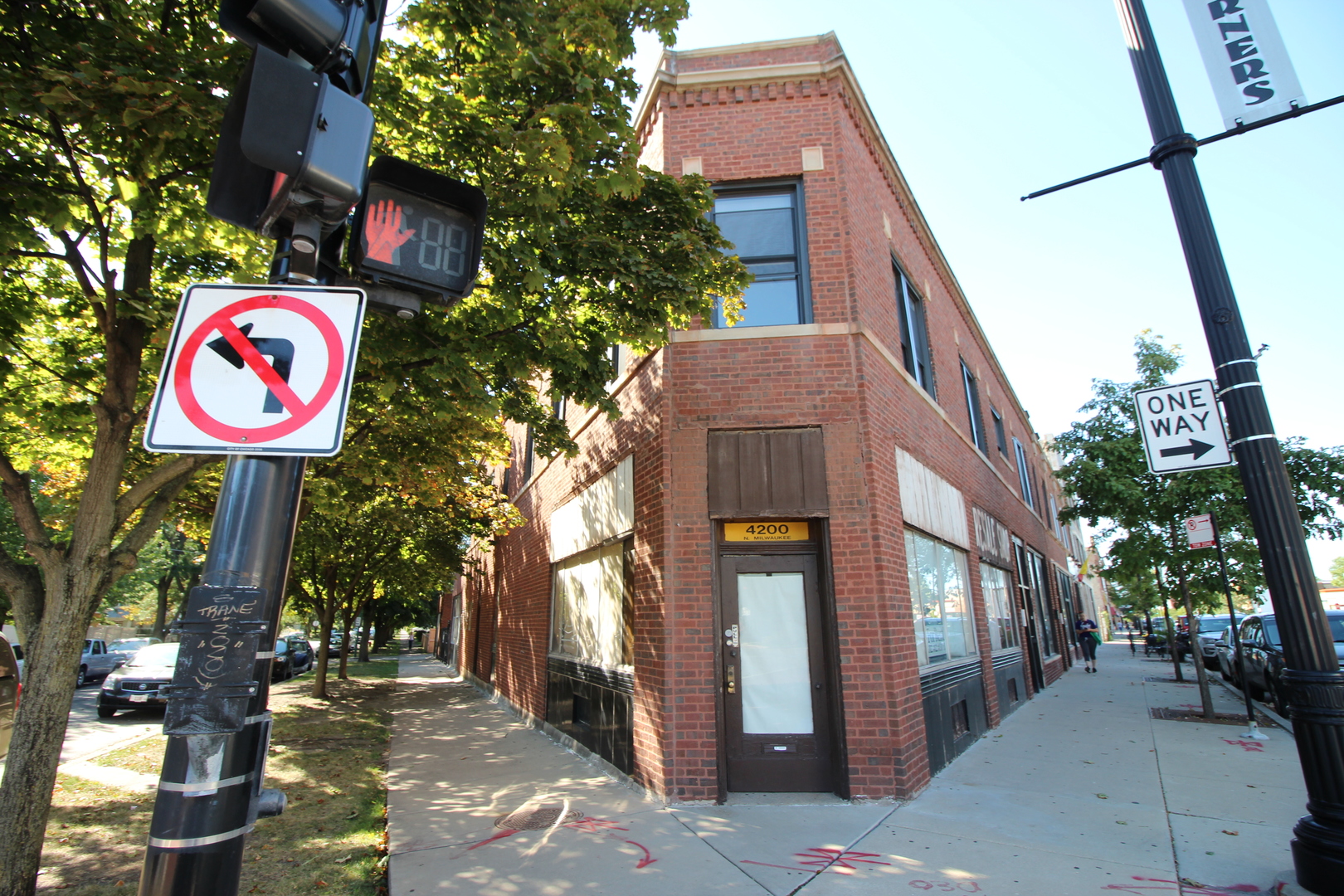 4204 North Milwaukee Avenue Chicago IL 60641