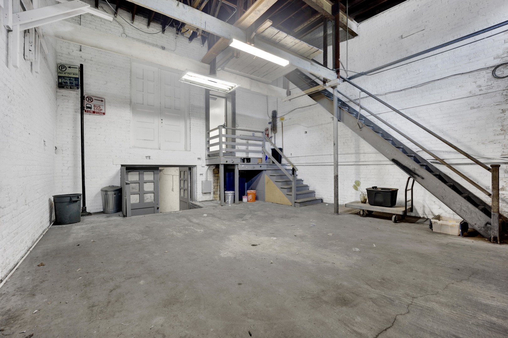 7055 North Clark Street Chicago IL 60626
