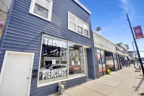 7055 North Clark Street Chicago IL 60626