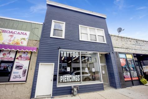 7055 North Clark Street Chicago IL 60626