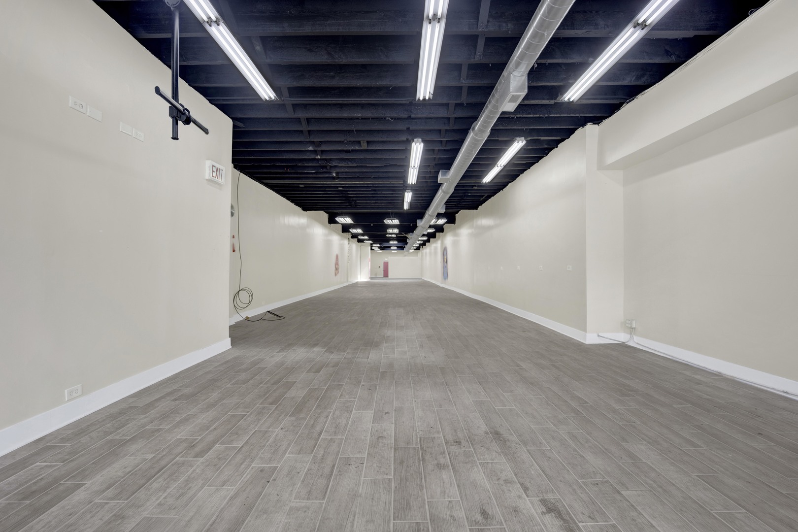 7055 North Clark Street Chicago IL 60626