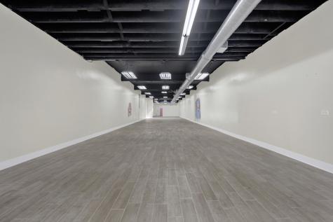 7055 North Clark Street Chicago IL 60626