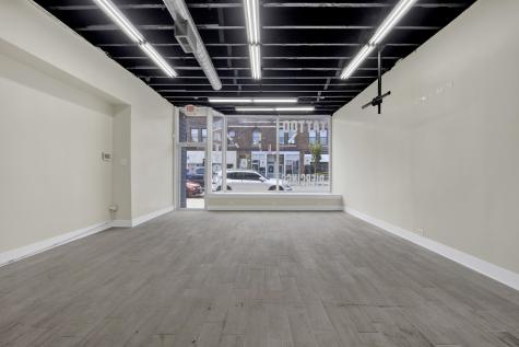 7055 North Clark Street Chicago IL 60626