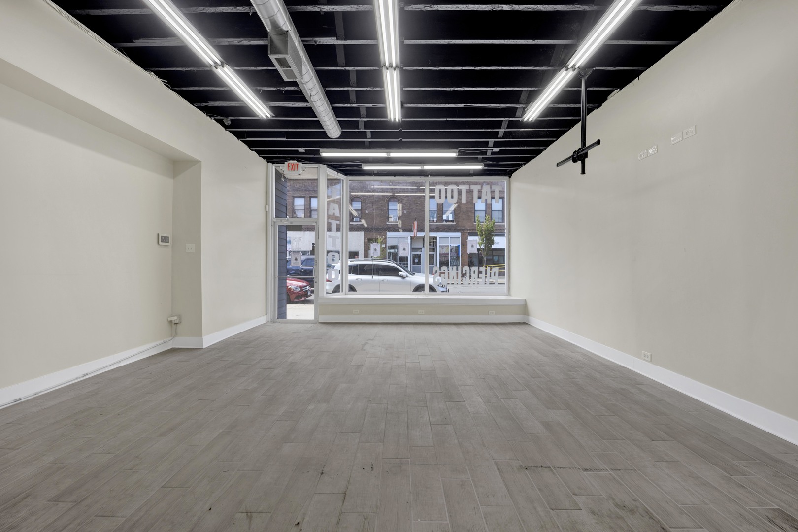7055 North Clark Street Chicago IL 60626